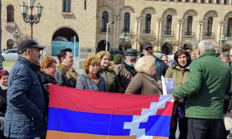 Հայաստանը պիտի քայլեր ձեռնարկի․ «Հրապարակ»