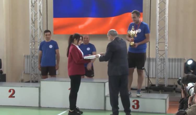 Փաշինյանը պարգևատրել է մի շարք մարզիկների