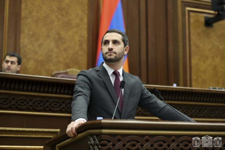 Հարգանք չկա ԱԺ-ի հանդեպ. «Հրապարակ»