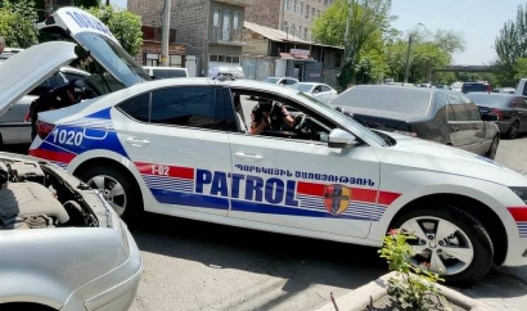 Արտակարգ դեպք Երևանում. տղամարդը ծեծի է ենթարկել կին-պարեկին