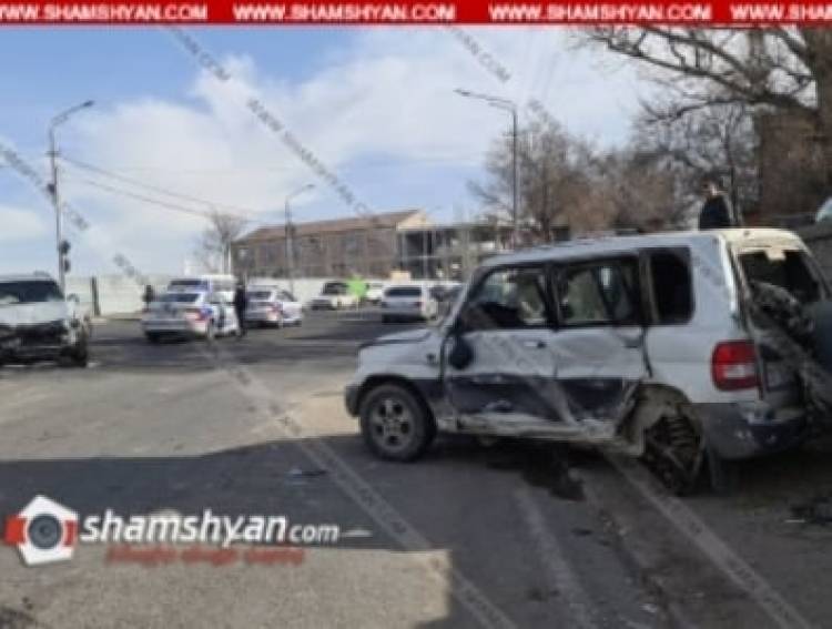 Խոշոր վթար Երևանում․ 3 վիրավորներից 1-ին մեքենայից դուրս են բերել փրկարարները