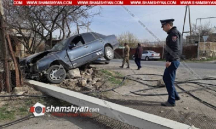 ՊՆ զինծառայողը տապալել է բետոնե էլեկտրասյունն ու հայտնվել քարերի վրա