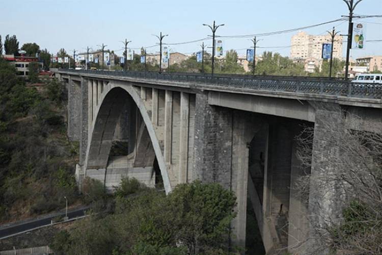 Ինքնասպանություն Երևանում. 26-ամյա երիտասարդը Կիևյան կամրջից ցած է նետվել (լուսանկար)