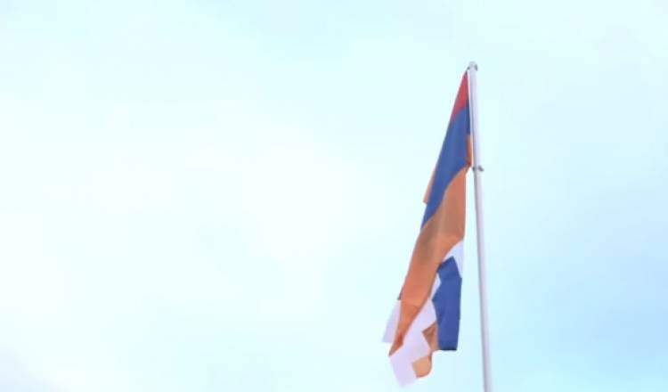 Արմավիրում նույնպես տեղադրվեց Արցախի դրոշը