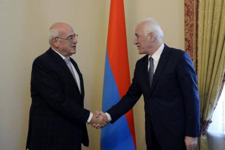 ՀՀ նախագահը և ՀԲԸՄ նախագահը հանդիպմանն անդրադարձել են Հայաստան-Սփյուռք հարաբերություններին