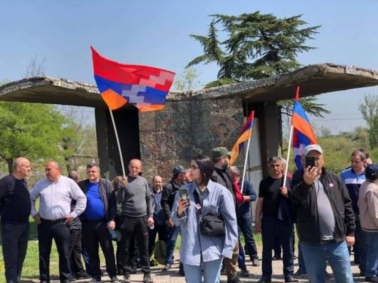 Հանդիպում ենք ժամը 18։30-ին Կոմիտաս պողոտայի Սուրբ Խաչ եկեղեցու մոտ. Իշխան Սաղաթելյան