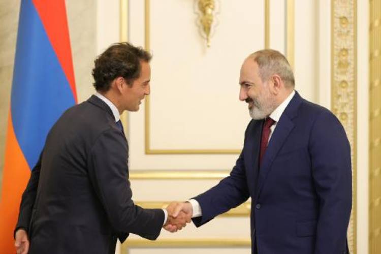 Փաշինյանը ՆԱՏՕ-ի պաշտոնյայի հետ հանդիպմանը տարածաշրջանում իրավիճակը լարված է որակել