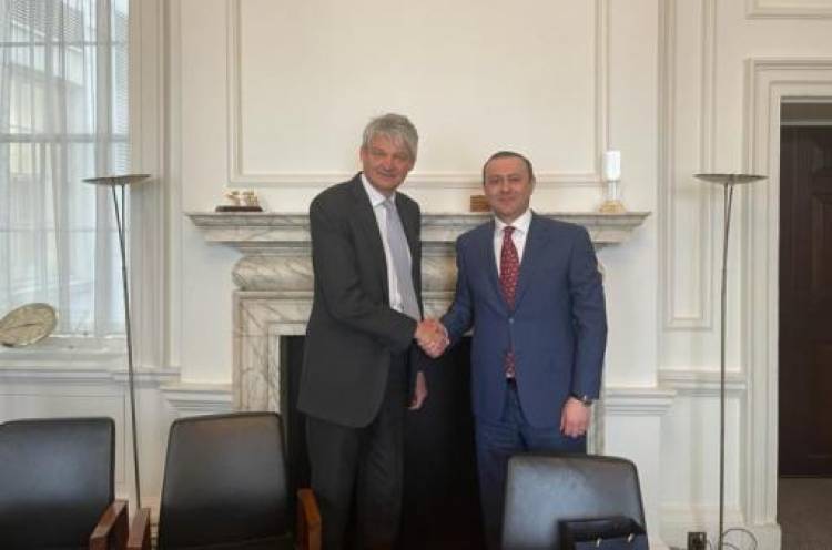 ՀՀ ԱԽ քարտուղարը և բրիտանացի գործընկերը կարևորել են ՀՀ-ում ընթացող ժողովրդավարական բարեփոխումները