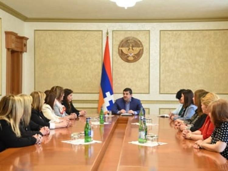 Նախագահ Արայիկ Հարությունյանն ընդունել է ՀՕՄ-ի պատվիրակությանը