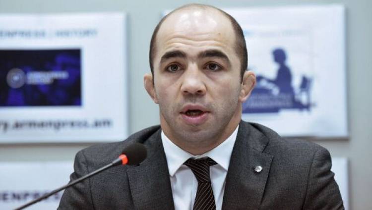 Այսօր՝ այս վճռական պահին, փորձեք ստուգել, թե ով ինչ է անում․ Ջուլֆալաքյան