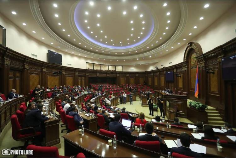 Կազմակերպված մրոցի․ «Հրապարակ»