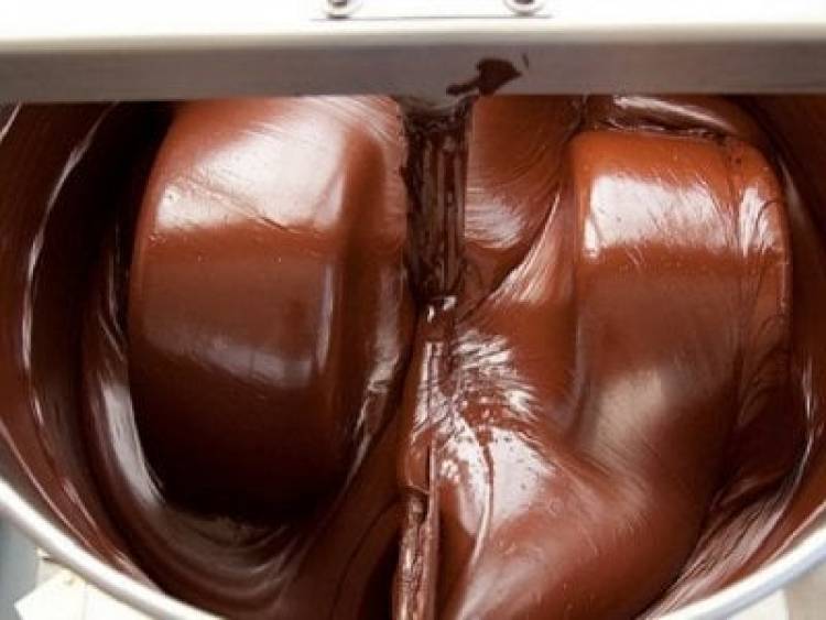 Փենսիլվանիայի Mars M&M գործարանում երկու մարդ ընկել է հալված շոկոլադի մեջ