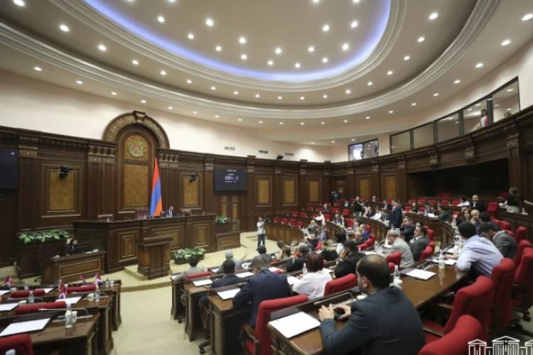 Իշխանական գործիչների սիրտը հանգիստ է ուզում, բայց նրանք զգուշացվել են. «Ժողովուրդ»
