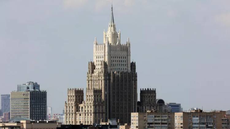 МИД назвал проход кораблей ВМС США через Тайваньский пролив провокацией