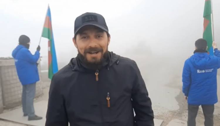 Ադրբեջանցի «բնապահպանը» 100 օր շրջափակելով Արցախը`քմծիծաղով խոստանում է արյուն թափել (տեսանյութ)