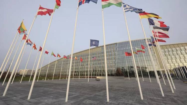 НАТО проведет заседание комиссии с Украиной, несмотря на протест Венгрии