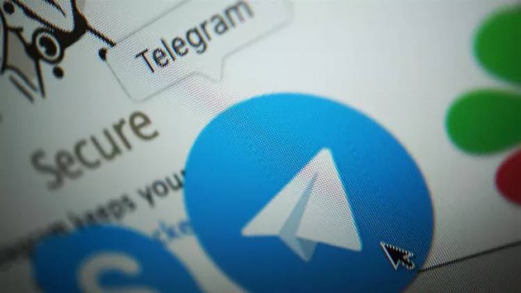 СМИ: во Франции призвали депутатов меньше использовать WhatsApp и Telegram