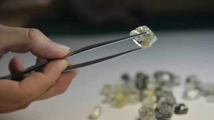 МИД прокомментировал попытки Запада помешать российскому экспорту алмазов