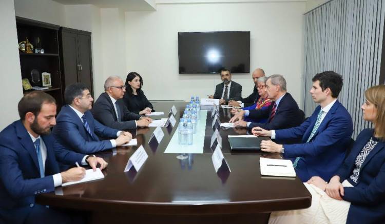 ԱԳ փոխնախարարն ընդունել է ԵՄ պատժամիջոցների կիրարկման հարցերով միջազգային հատուկ բանագնացին