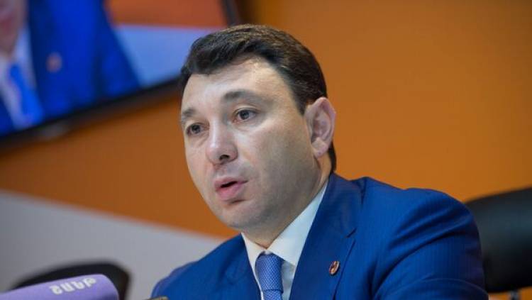 ԱԽՔ-ին ասեք թող քիչ Հ1-ում բլբլա, տարվա վերջին ոչ մի խաղաղության պայմանագիր էլ չի կնքվելու․Շարմազանով