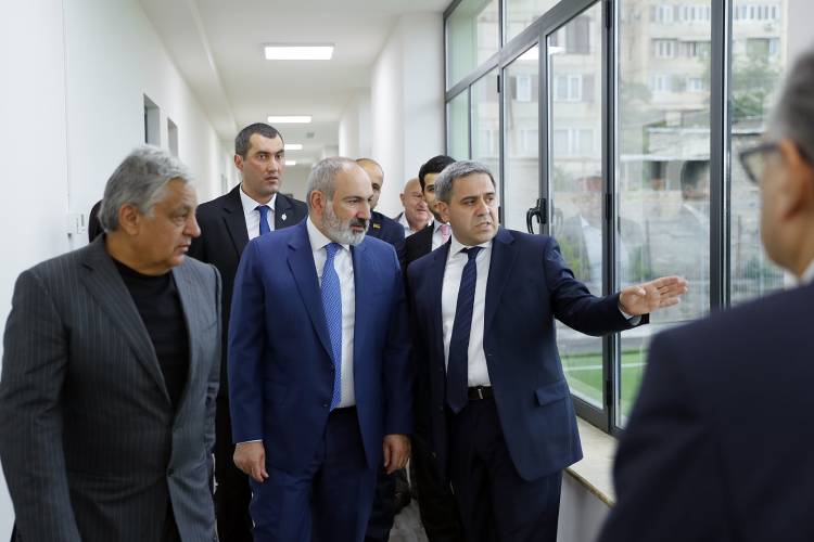 Փաշինյանը Երևանում ներկա է գտնվել Խորեն Հովհաննիսյանի անվան մարզադպրոցի բացման արարողությանը
