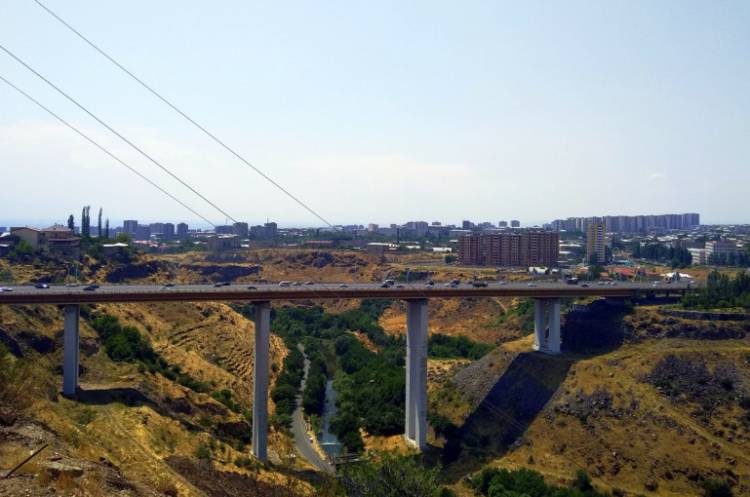 Քաղաքացին փորձել  է ինքնասպանություն գործել՝ նետվելով Դավթաշենի կամրջից