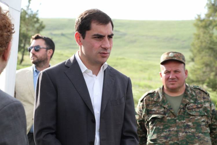 Ջերմուկի քաղաքապետն ամուսնանում է. ով է հարսնացուն․ «Հրապարակ»