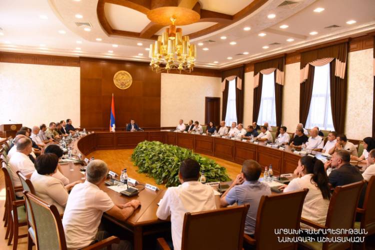 Ներքին հաշվեհարդարներով են զբաղված. «Փաստ»