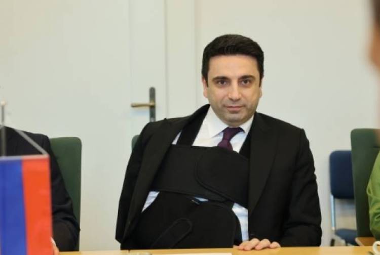Ինչպես է անցել Ալեն Սիմոնյանի վիրահատությունը