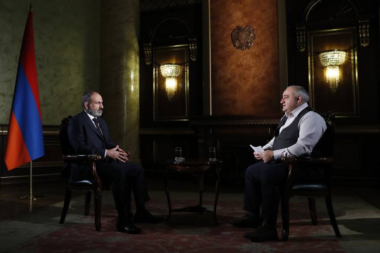 Փաշինյանը հարցազրույց է տվել Պետրոս Ղազարյանին
