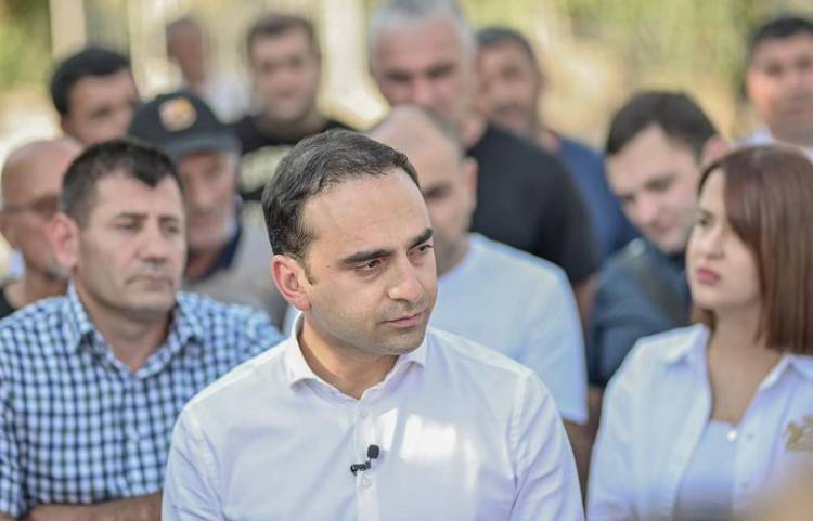 Իշխանության կողմից երթերի մարդկանց բերելու առնչությամբ քրգործ է հարուցվել