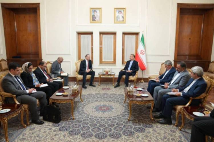 ԱԽ քարտուղարն ու Իրանի ԱԳ նախարարը քննարկել են տարածաշրջանային անվտանգային իրավիճակին առնչվող հարցեր