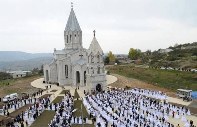 «Չկա» Արցախը, Արցախից դուրս «չկանք» նաև մենք. «Մեծ հարսանիքից» 15 տարի անց