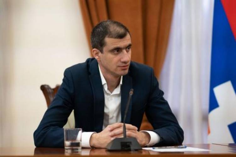 Արցախցիներին պետք է ապահովել կացարանով, ոչ թե վարձակալության վճարի համար գումար տրամադրել․ Առաքելյան