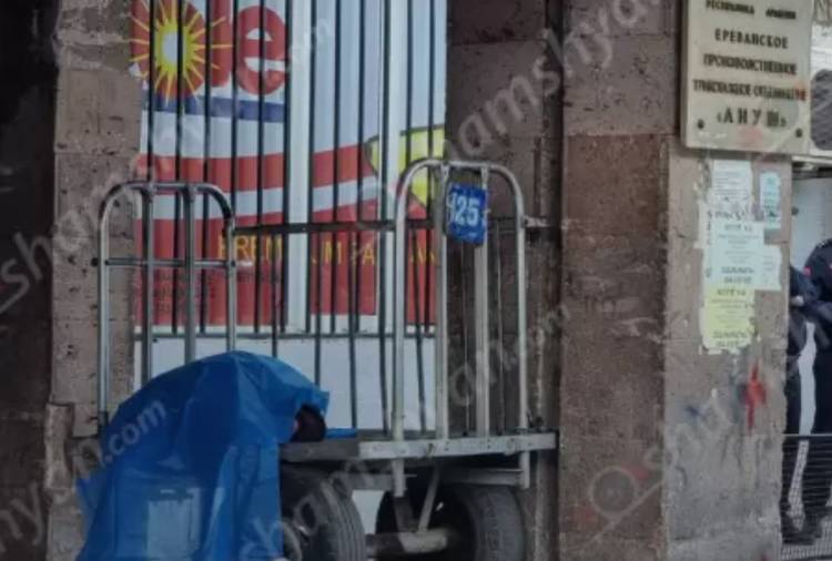 Մալաթիայի շուկայի հարևանությամբ  հայտնաբերվել է տղամարդու դի. դին հայտնաբերվել է բեռ տեղափոխող քարշակի վրա