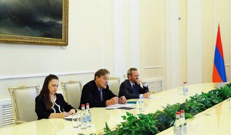 ԵԽԽՎ համազեկուցողներն անդրադարձել են Հայաստանի շարունակական հանձնառությունը ժողովրդավարական փոփոխություններին