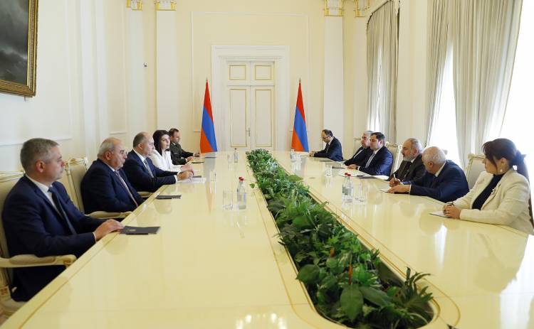 Փաշինյանն ընդունել է Վրաստանի ՊՆ նախարարին․ ի՞նչ են քննարկել