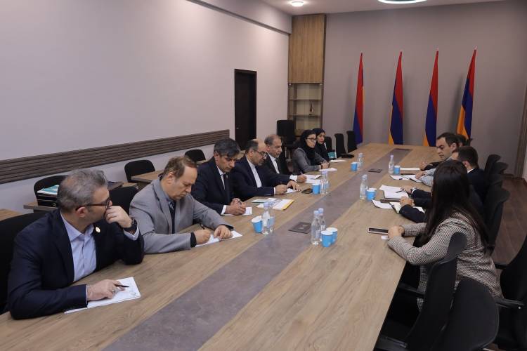 Իրանական կողմի հետ ՏԿԵ նախարարությունում քննարկվել է նաև «Հյուսիս-հարավ» ծրագիրը