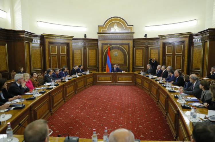 Փաշինյանը Հարավային Կովկասի տարածաշրջանում տեղի ունեցող գործընթացները քննարկել է ԵՄ անդամ պետությունների դեսպանների հետ