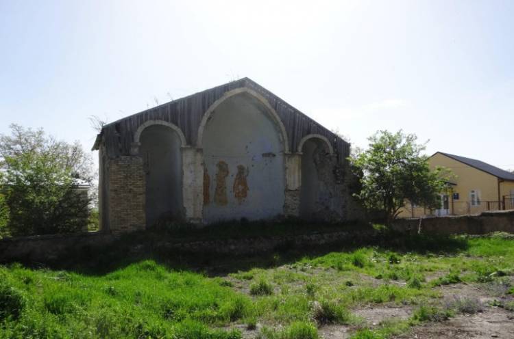 Ադրբեջանն աղբակույտի է վերածել Շուշիի 19-րդ դարի Մեղրեցոց Սբ. Աստվածածին եկեղեցու պատմական շերտերը (լուսանկարներ)