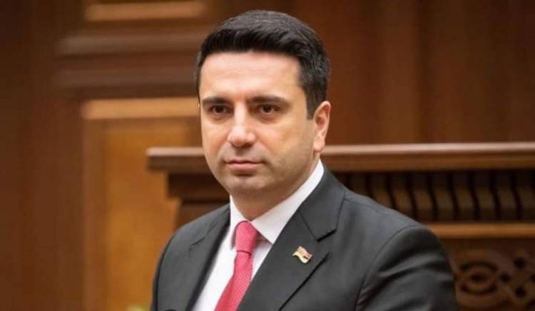 Ո՛չ բողոքում եմ, ո՛չ էլ նեղսրտում. Ալեն Սիմոնյանը՝ Ստավրոպոլում ու ԱՄՆ-ում ապրողներին