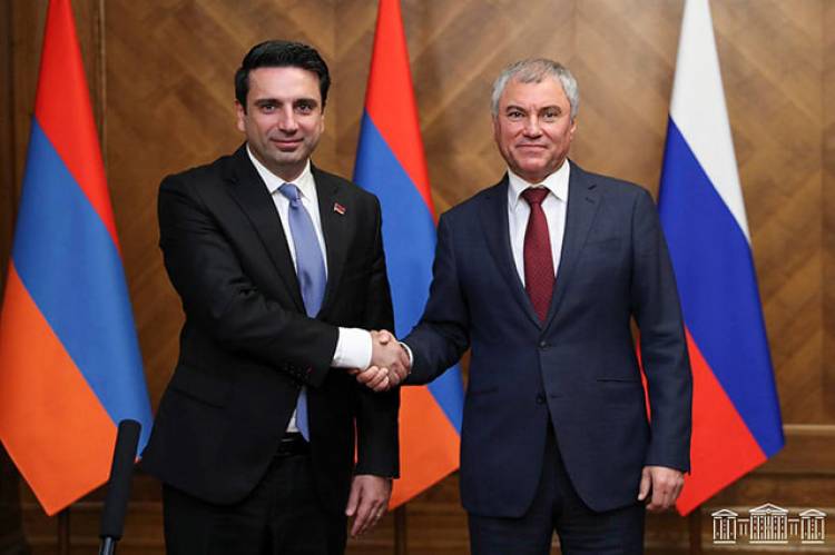 Надеемся на Ваше понимание. Ալեն Սիմոնյանը չի մասնակցի ՀԱՊԿ ԽՎ խորհրդի արտագնա նիստին
