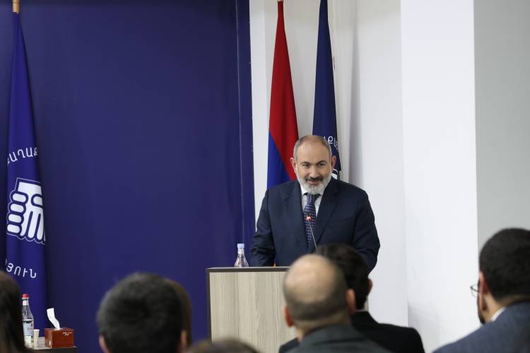 Փաշինյանը «ՔՊ»-ի հետ գաղափարական հարցեր է քննարկել
