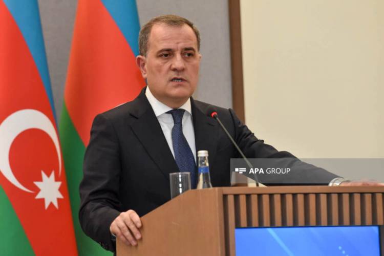 Բաքուն մերժում է սահմանից զորքերը հետ քաշելու Երևանի առաջարկը. Բայրամով