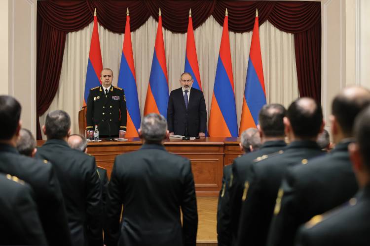 ԱԱԾ տնօրեն Արմեն Աբազյանին շնորհվել է գեներալ-լեյտենանտի կոչում