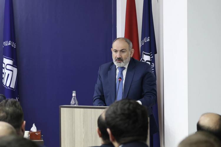Փաշինյանը «ՔՊ» նիստ է գումարել․ ԱԽ քարտուղարն ու Քերոբյանը զեկույցներ են ներկայացրել