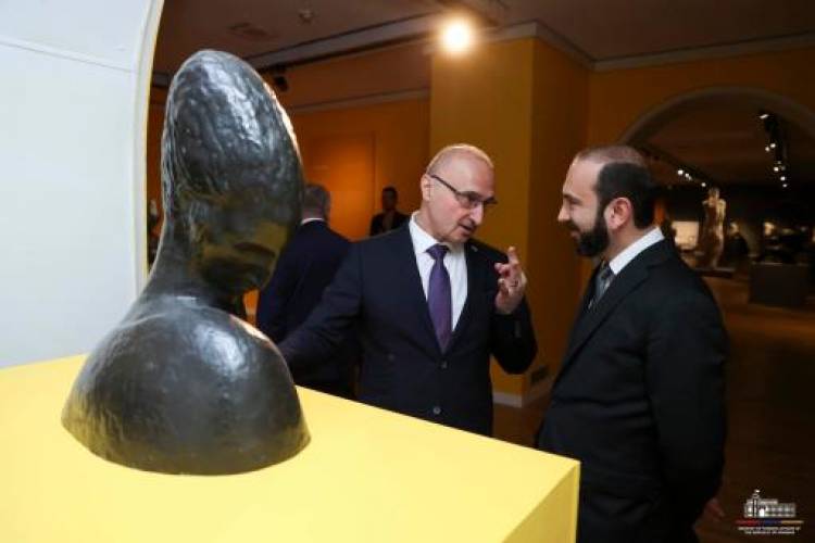 Խորվաթիայի ԱԳ նախարարը Միրզոյանին ուղեկցել է «Կլովիչի պարտեզ» պատկերասրահ