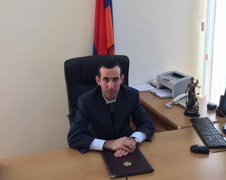 Դատավորները ներքին խմբում հայհոյել են գործող իշխանություններին, ստիպում են դիմում գրել, ո՞վ է հաջորդը. «Ժողովուրդ»