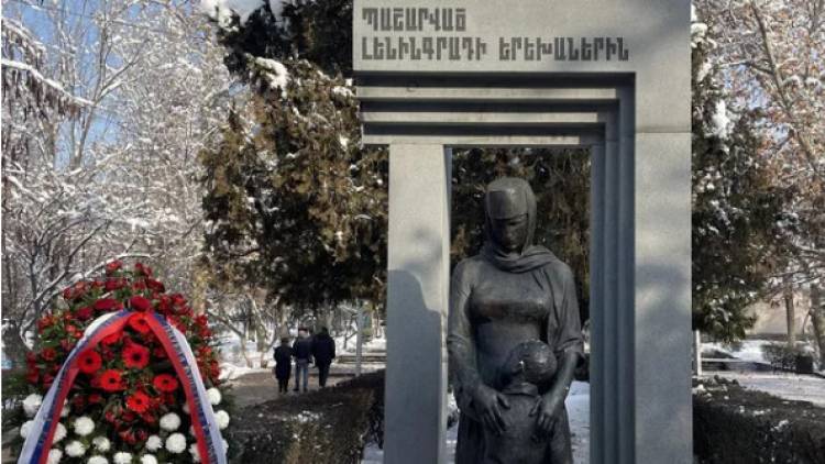Երեւանում Ռուսաստանի Դաշնության դրոշը խորհրդանշող ժապավենները անարգելու միջադեպի գործով որոշում է կայացվել. «Ժողովուրդ»