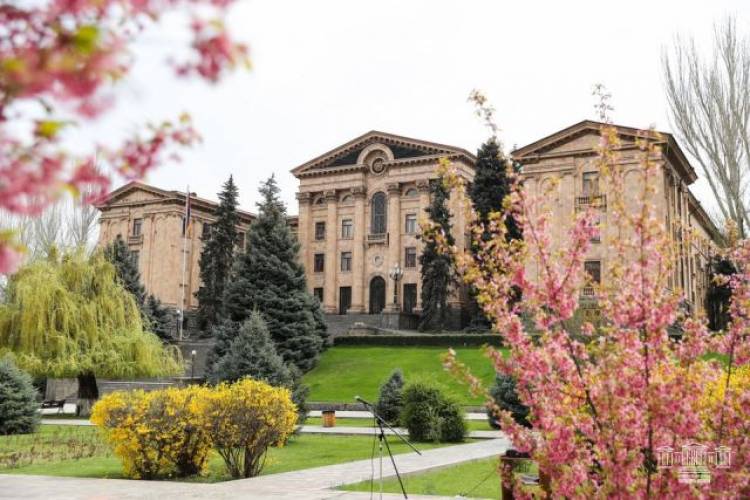 Մանրամասներ՝ փակ քննարկումից. «Ժողովուրդ»